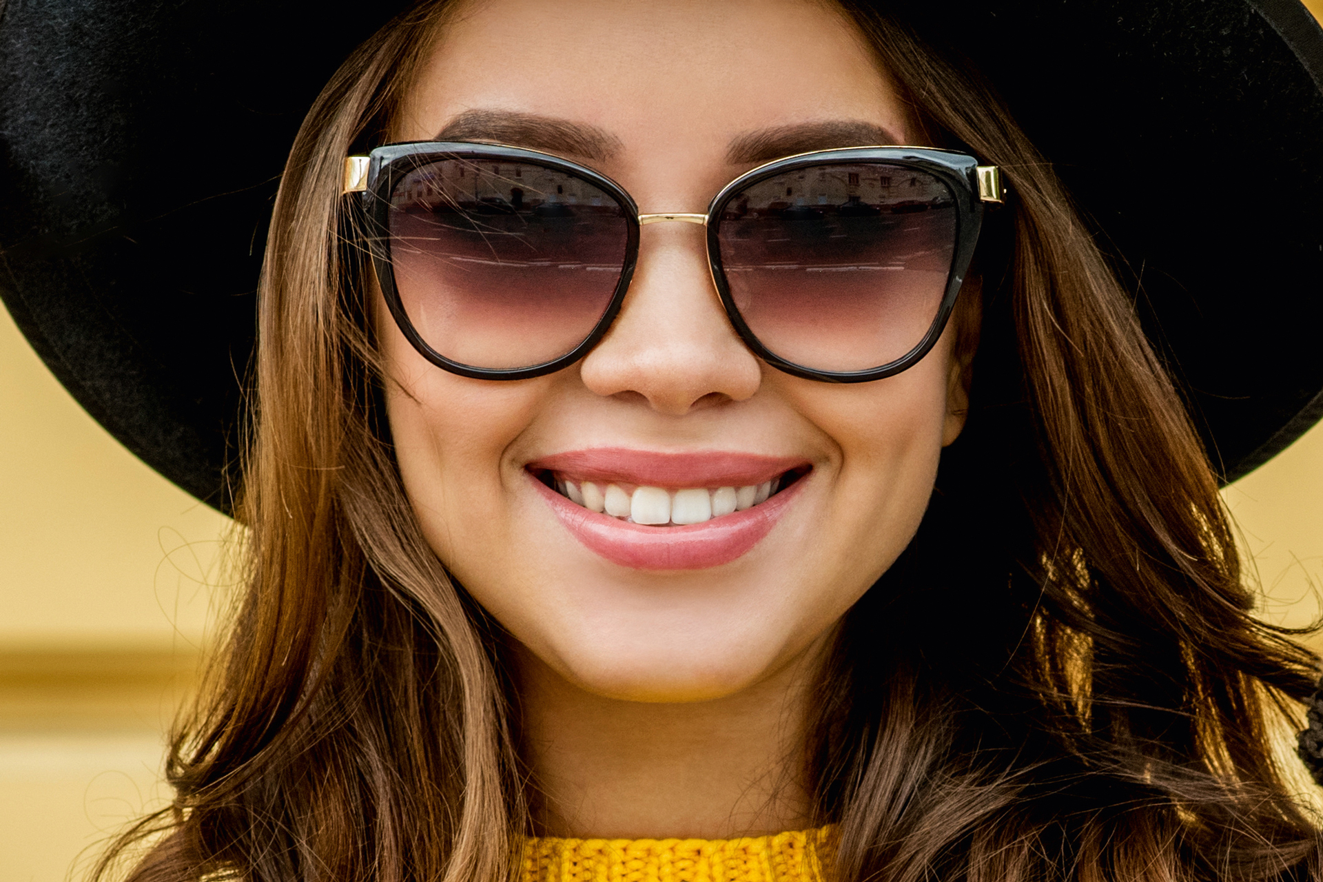 Os óculos de sol são mais do que apenas um acessório de moda – eles precisam de proteger os seus olhos contra os raios UV nocivos.